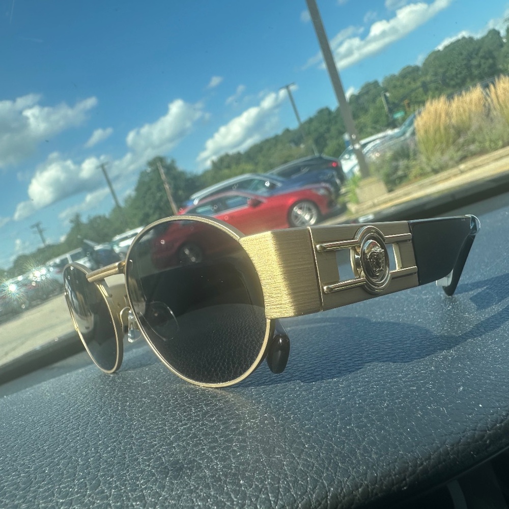 Sun glasses